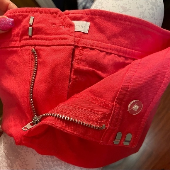 New York & Company pink shorts, size 4 - Picture 4 of 7